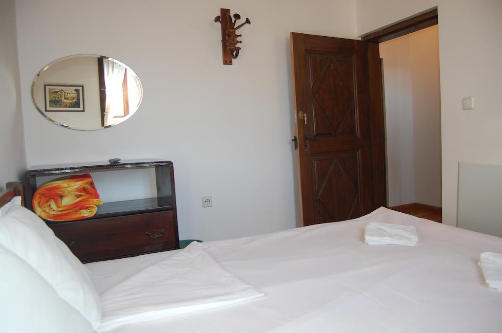 Kazasovata Guest House Triavna Quarto foto