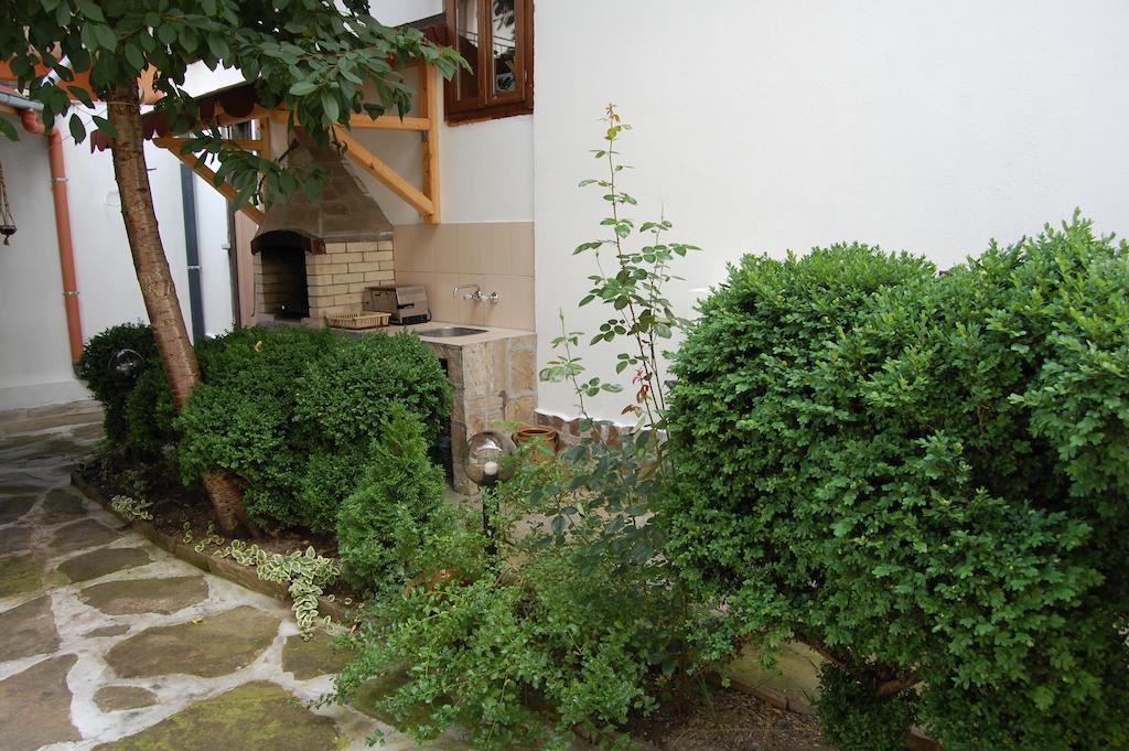 Kazasovata Guest House Triavna Quarto foto