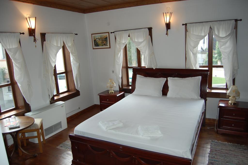 Kazasovata Guest House Triavna Quarto foto